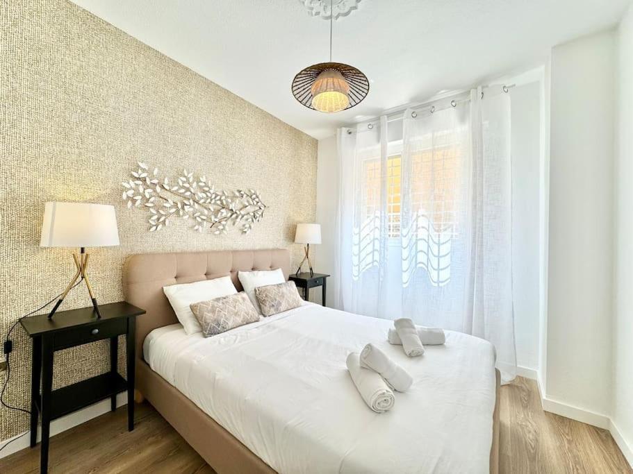 Spacious 3bd With 2bh & Ac Apartamento