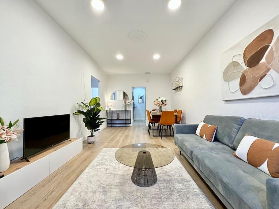 Spacious 3bd With 2bh & Ac Apartamento