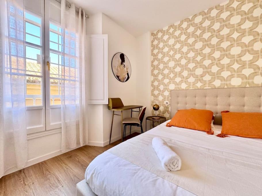 Spacious 3bd With 2bh & Ac Lejlighed *